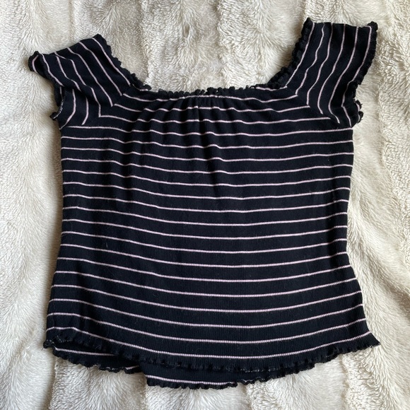 Off the Shoulder GARAGE Top - Picture 2 of 3